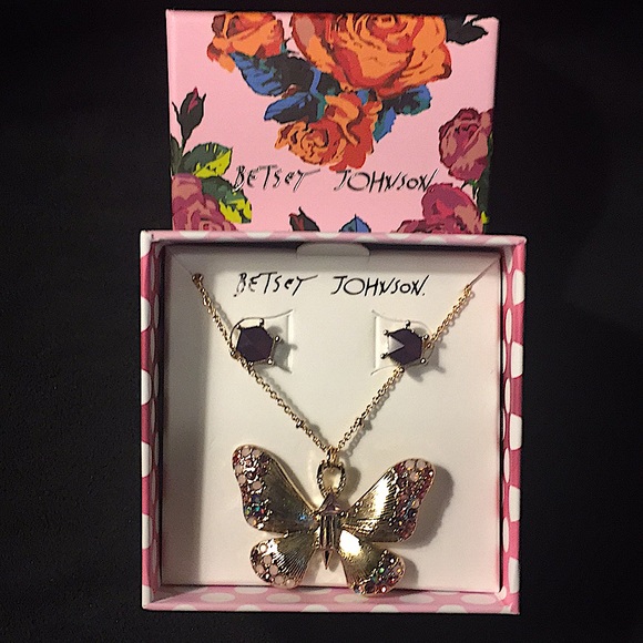 🦋BETSEY JOHNSON BUTTERFLY NECKLACE STONE EARRINGS Jewelry
